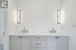 Primary Bedroom Ensuite - 