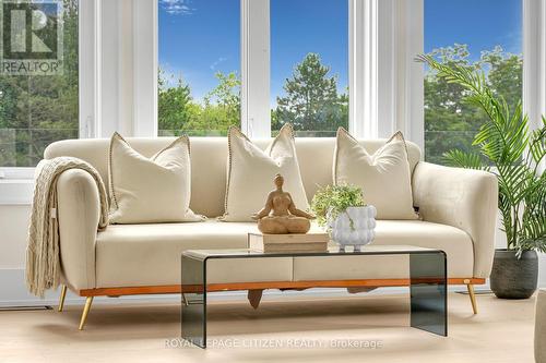 14 Cedar Drive, Caledon, ON - Indoor