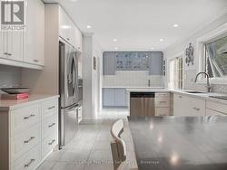 Plenty of Cabinets - 