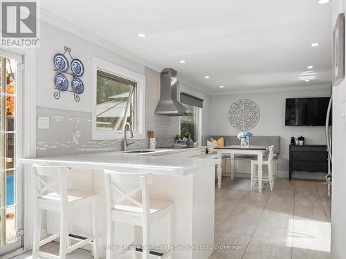 2480 Waterford Street, Oakville (Wo West), ON - Indoor