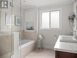 Renovated Main Bathroom - 
