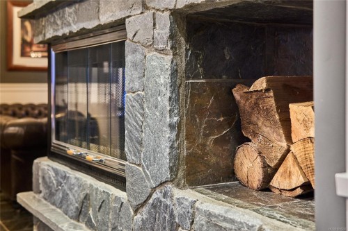 301 Mount Royal Pl, Nanaimo, BC 