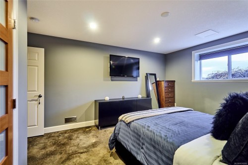 301 Mount Royal Pl, Nanaimo, BC 