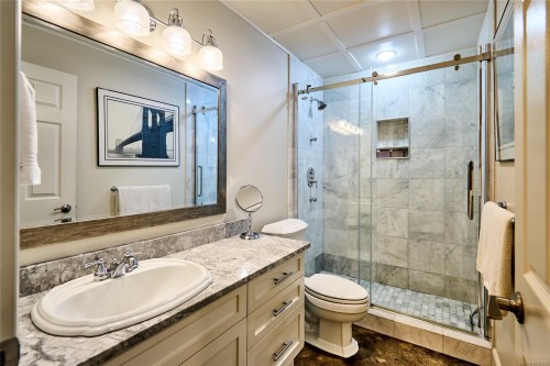 301 Mount Royal Pl, Nanaimo, BC 