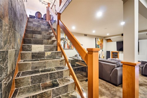 301 Mount Royal Pl, Nanaimo, BC 