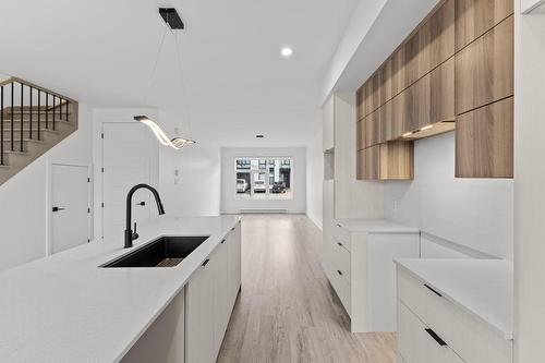 Cuisine - 13750 Rue Du Merlot, Mirabel, QC 