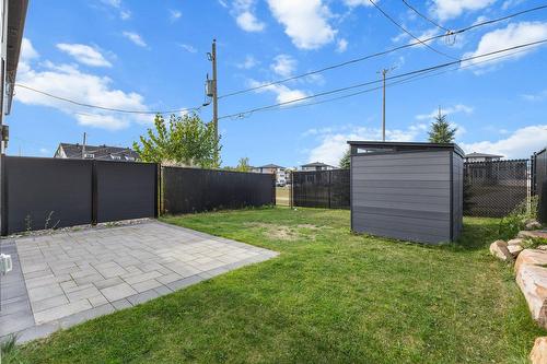 Cour - 13750 Rue Du Merlot, Mirabel, QC 