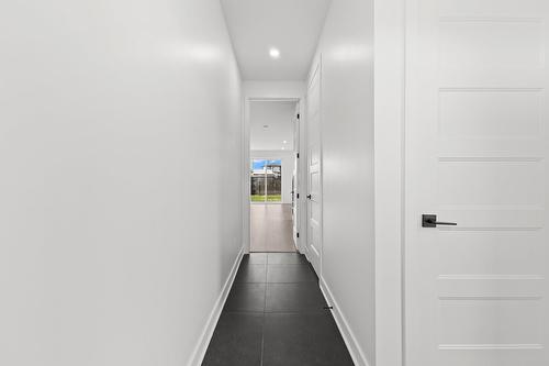 Hall d'entrée/Vestibule - 13750 Rue Du Merlot, Mirabel, QC 