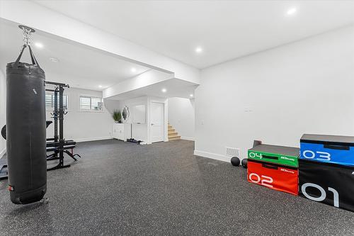 1180 Mission Ridge Road, Kelowna, BC - Indoor Photo Showing Other Room