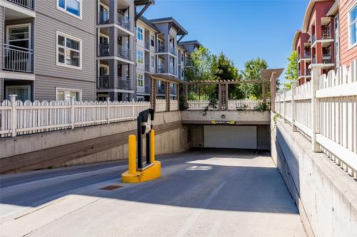 301-555 Yates Road, Kelowna, BC - Outdoor With Balcony With Facade