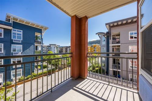 301-555 Yates Road, Kelowna, BC - Outdoor With Balcony With Exterior