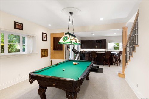 3721 Arbutus Ridge, Saanich, BC 