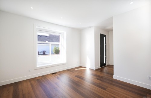 492 Hampstead St, Parksville, BC 