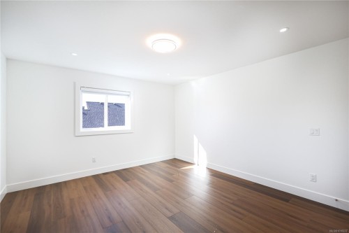 492 Hampstead St, Parksville, BC 