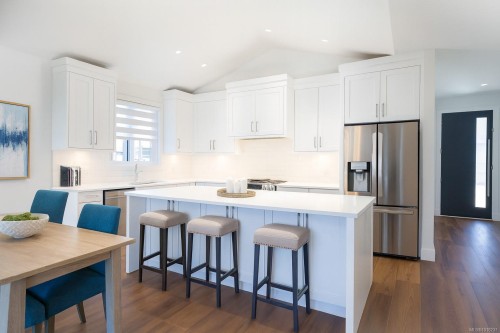 492 Hampstead St, Parksville, BC 