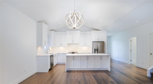 492 Hampstead St, Parksville, BC 