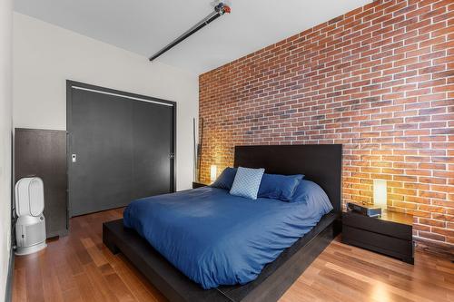 Primary bedroom - 201-765 Rue Bourget, Montréal (Le Sud-Ouest), QC - Indoor Photo Showing Bedroom