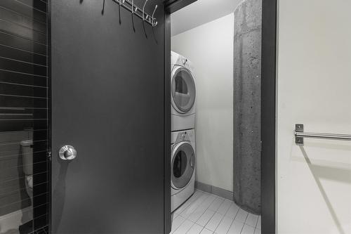 Laundry room - 201-765 Rue Bourget, Montréal (Le Sud-Ouest), QC - Indoor Photo Showing Laundry Room