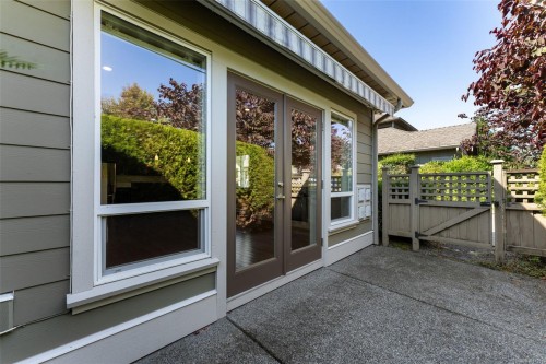 3-2449 Malaview Ave, Sidney, BC 