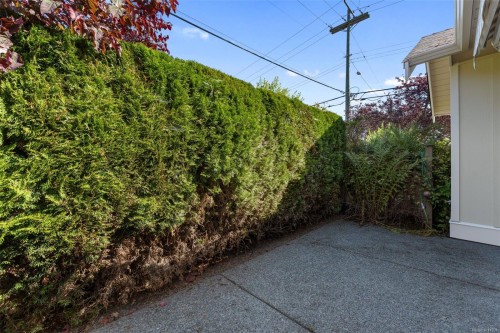 3-2449 Malaview Ave, Sidney, BC 