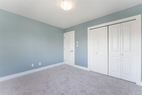 3-2449 Malaview Ave, Sidney, BC 