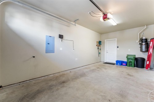 3-2449 Malaview Ave, Sidney, BC 