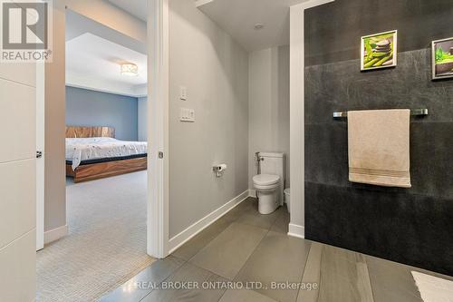 69 Donald Street, Ottawa, ON - Indoor Photo Showing Bathroom