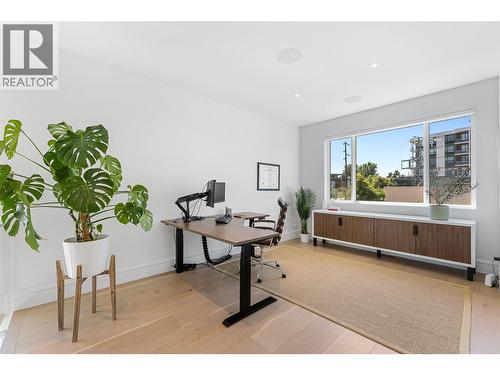 3460 Patsy Road, Kelowna, BC - Indoor Photo Showing Office