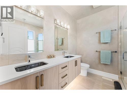 3460 Patsy Road, Kelowna, BC - Indoor Photo Showing Bathroom