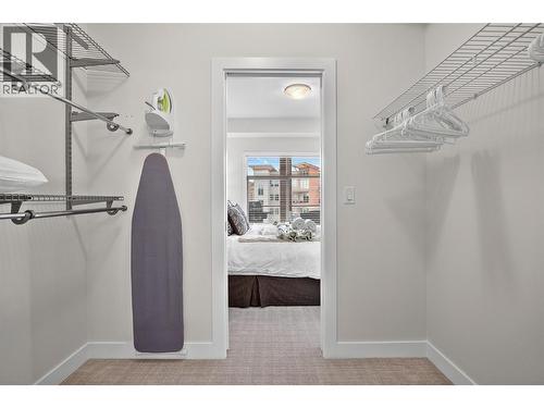 3211 Skyview Lane Unit# 411, West Kelowna, BC - Indoor With Storage