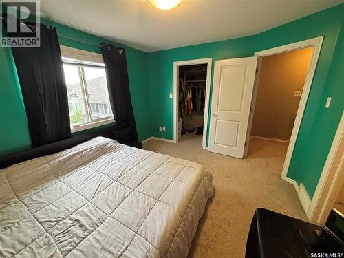 3 3225 Woodhams Drive E, Regina, SK - Indoor Photo Showing Bedroom