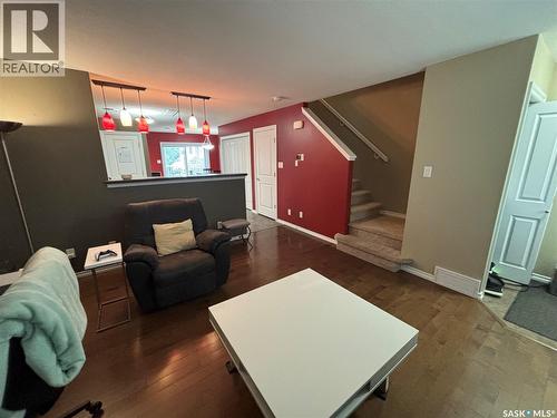 3 3225 Woodhams Drive E, Regina, SK - Indoor