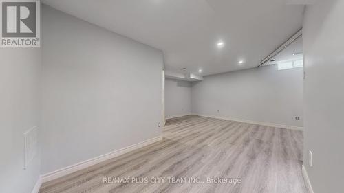 32 Keenan Street, Kawartha Lakes, ON - Indoor