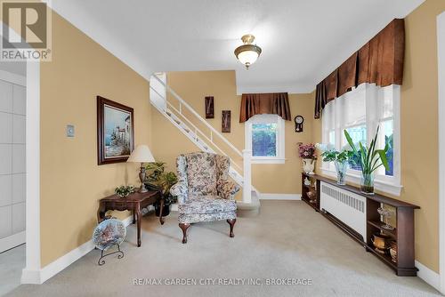 248 Wallace Avenue S, Welland (Lincoln/Crowland), ON - Indoor Photo Showing Other Room