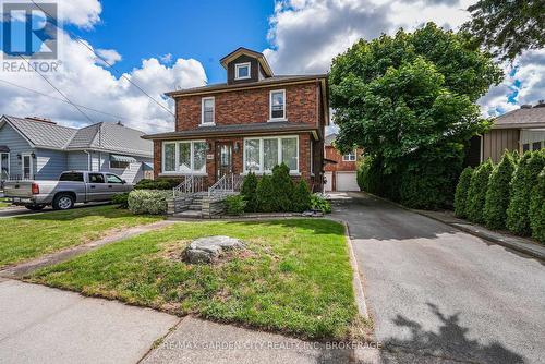 248 Wallace Avenue S, Welland (Lincoln/Crowland), ON - Outdoor With Facade