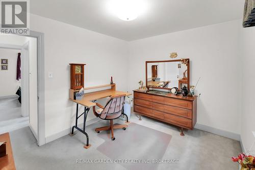 248 Wallace Avenue S, Welland (Lincoln/Crowland), ON - Indoor Photo Showing Office