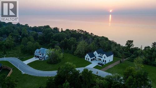 7077 Blue Coast Heights, Plympton-Wyoming, ON 