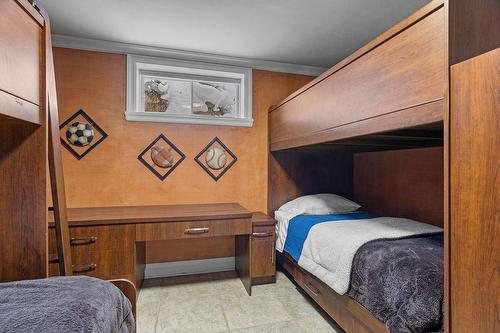 Bedroom - 48  - 48A Rue Des Trembles, Sainte-Marguerite-Du-Lac-Masson, QC - Indoor Photo Showing Bedroom