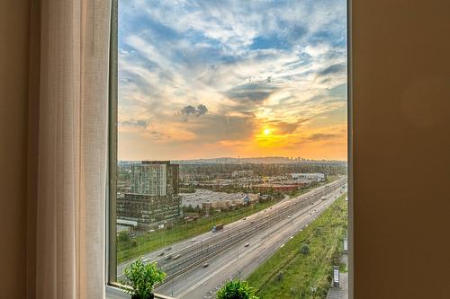 View - 2010-60 Rue De L'Éclipse, Brossard, QC -  Photo Showing Other Room
