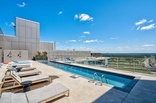 Piscine - 2010-60 Rue De L'Éclipse, Brossard, QC - Outdoor With In Ground Pool