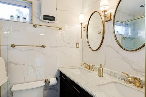 Ensuite bathroom - 12184 Av. Colbert, Montréal (Ahuntsic-Cartierville), QC - Indoor Photo Showing Bathroom