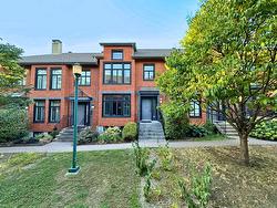 889 Rue Gameroff  Montréal (Lachine), QC H8T 3R4