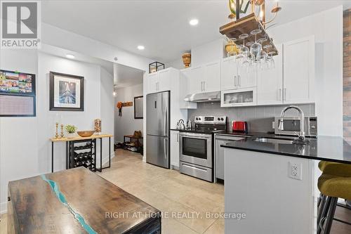 907 - 200 Inlet Private, Ottawa, ON - Indoor Photo Showing Kitchen