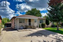 19 GRANITE STREET  Toronto, ON M3H 3K1