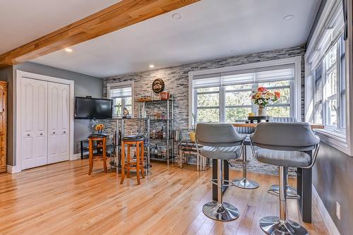 Salle familiale - 1660  - 1662 Rue Principale, Saint-Cuthbert, QC - Indoor Photo Showing Dining Room