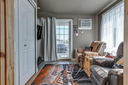 Garçonnière - 1660  - 1662 Rue Principale, Saint-Cuthbert, QC - Indoor Photo Showing Other Room