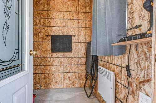 Garage - 1660  - 1662 Rue Principale, Saint-Cuthbert, QC - Indoor