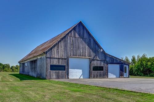 Grange - 1660  - 1662 Rue Principale, Saint-Cuthbert, QC - Outdoor