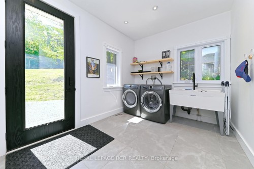 1614 Nottawasaga Concession Rd 10 N/A, Clearview, ON - Indoor Photo Showing Laundry Room