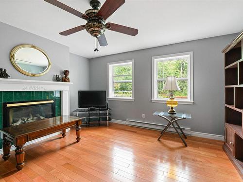 60 Blue Forest Lane, Hammonds Plains, NS 